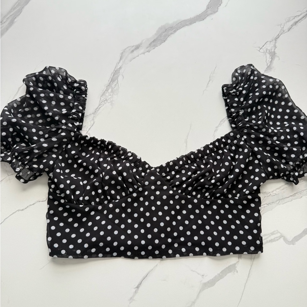 Polka Dot Puff Sleeve Crop Top
